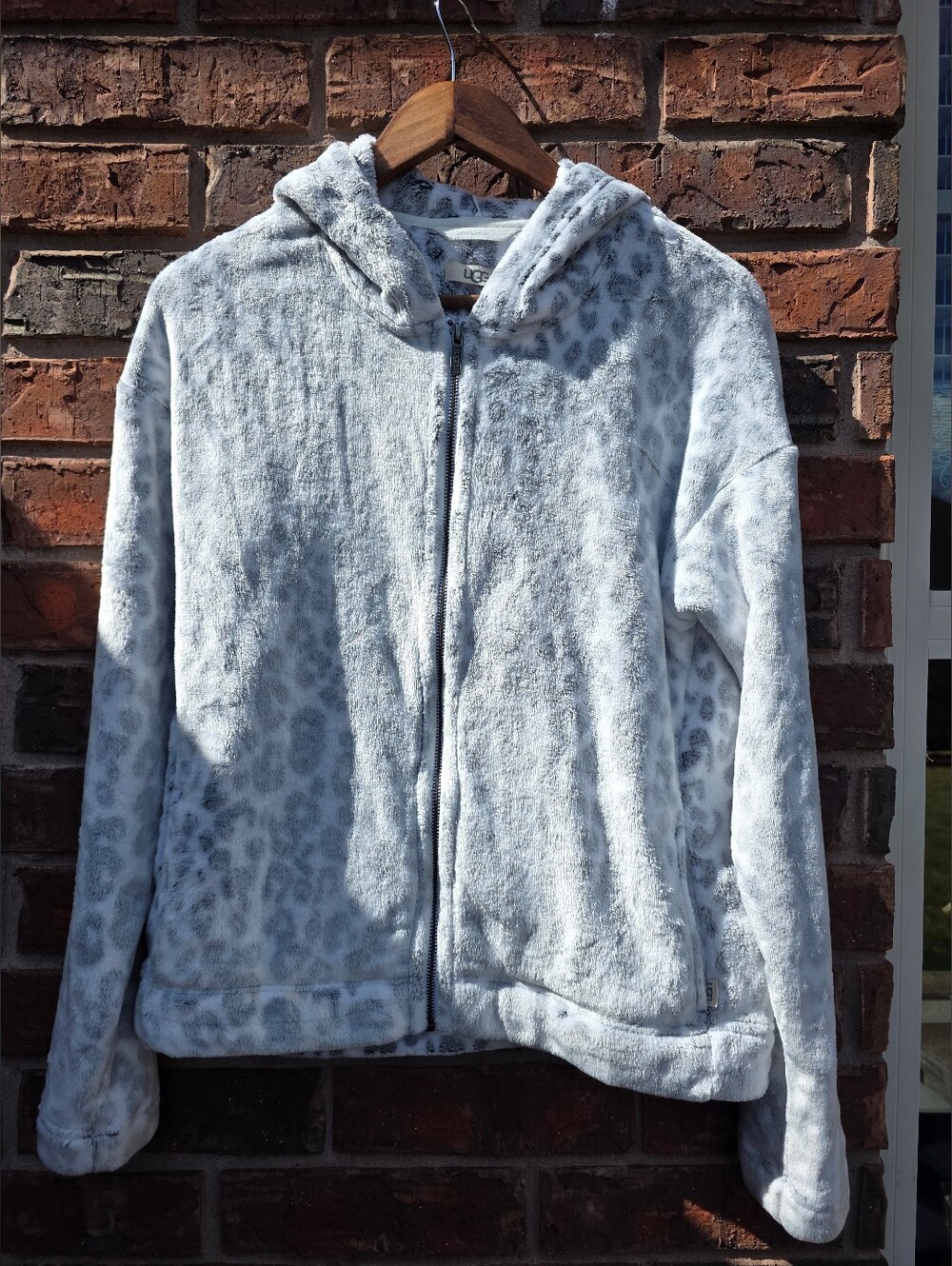 UGG Women's  Leopard Print Zip-Up Hoodie Size L